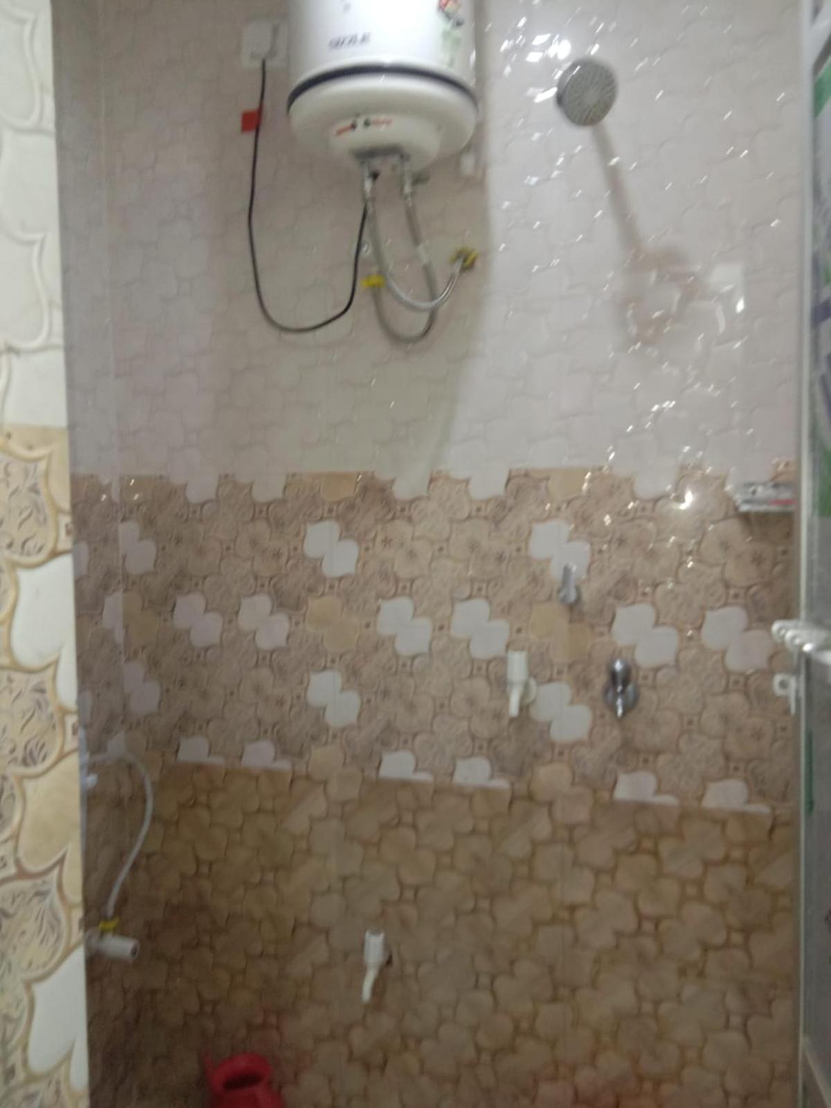 New Hotel Yatri Niwas Waranasi Zewnętrze zdjęcie